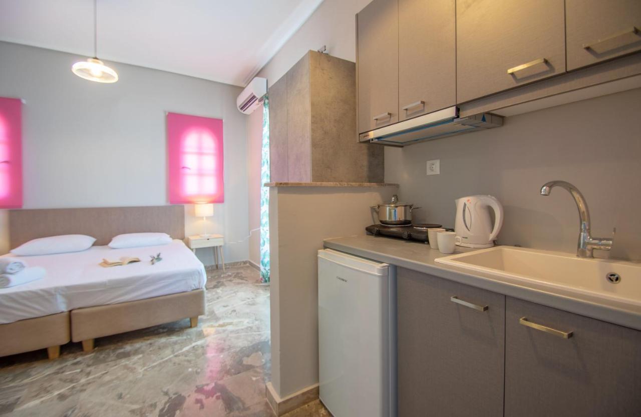 Mare Dentro Kalamaki Beachroad Apts By "Elite" Екстериор снимка